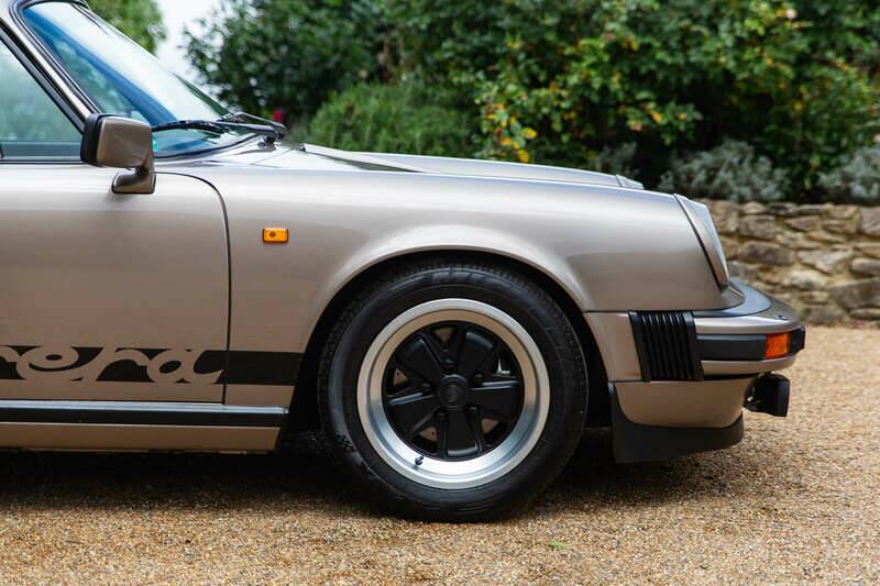 Image 18/50 of Porsche 911 SC 3.0 (1982)
