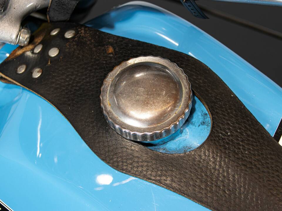 Imagen 45/50 de KTM 250 MC/GS (1977)