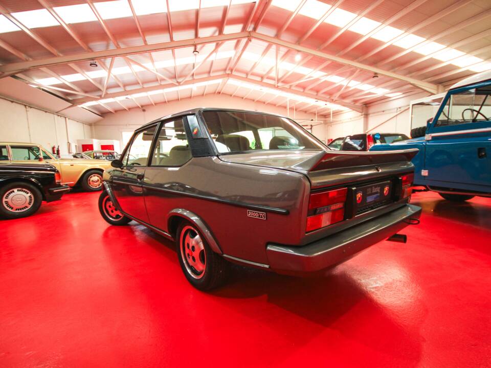Imagen 2/13 de FIAT 131 Racing Volumetrico Abarth (1981)
