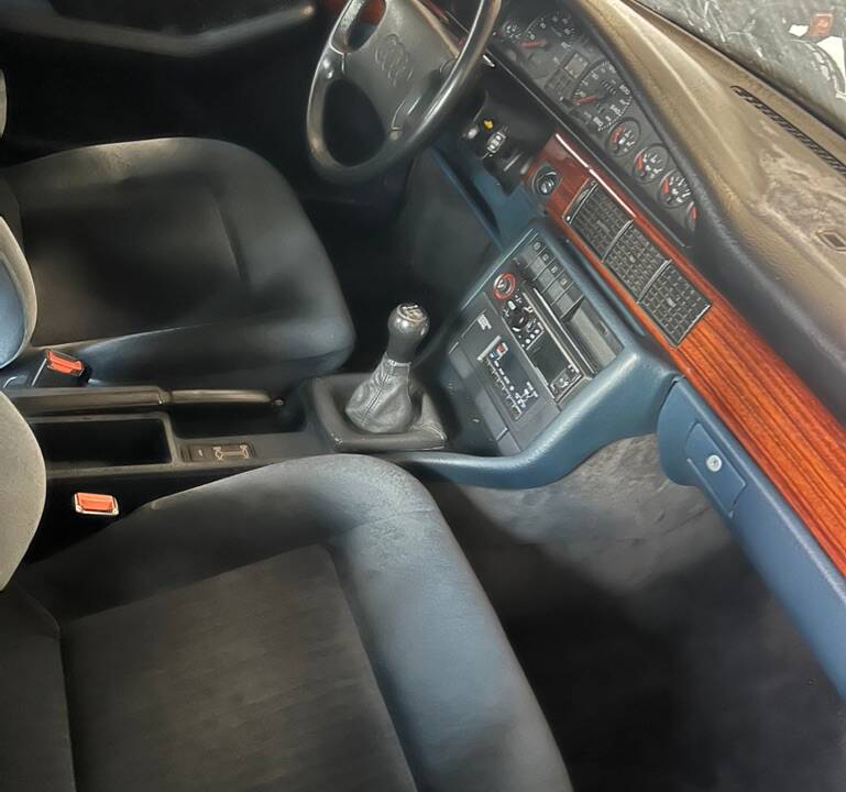 Bild 3/4 von Audi 200 Avant - 2.2 Turbo quattro (1989)