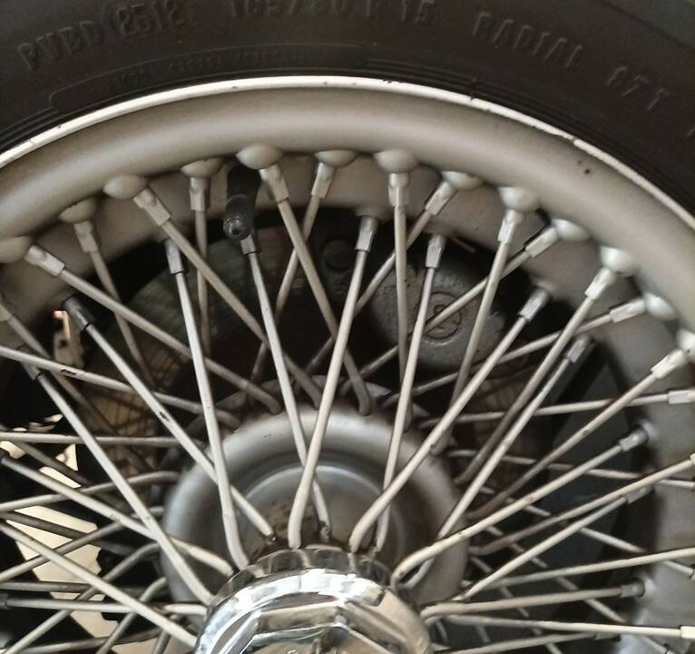 Image 13/33 of Morgan 4/4 1600 (1988)