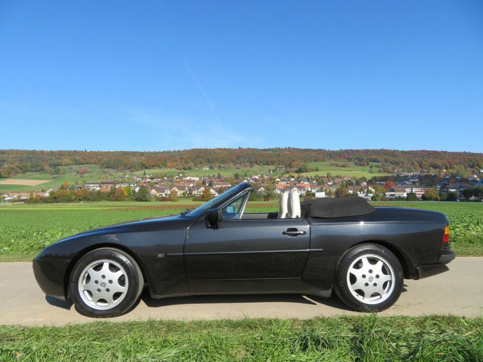 Image 3/18 de Porsche 944 S2 (1990)