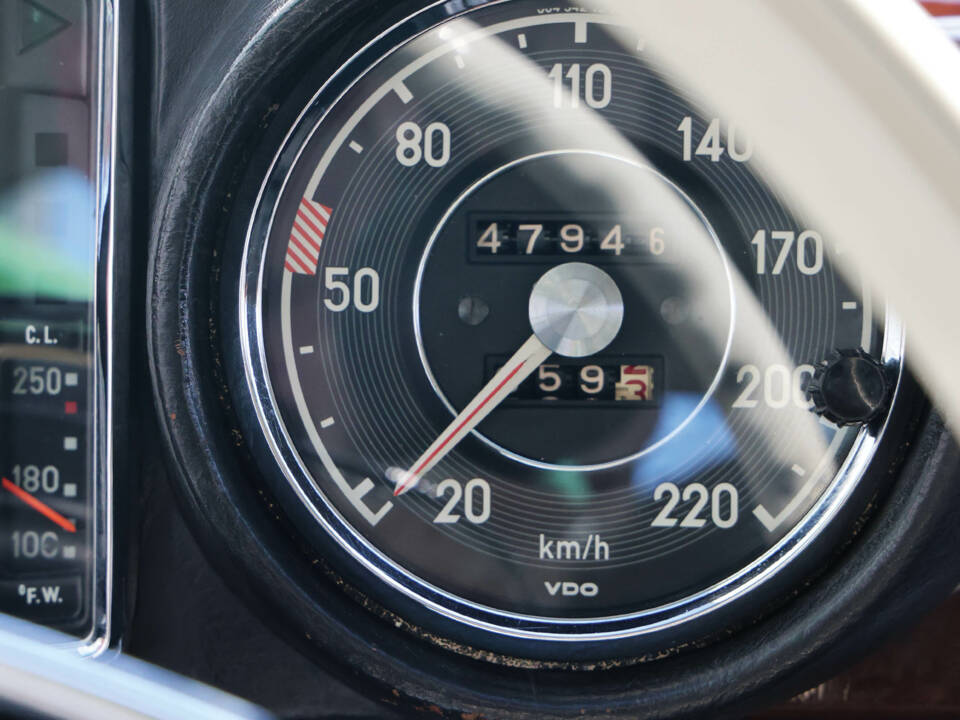 Immagine 33/45 di Mercedes-Benz 280 SE (1968)