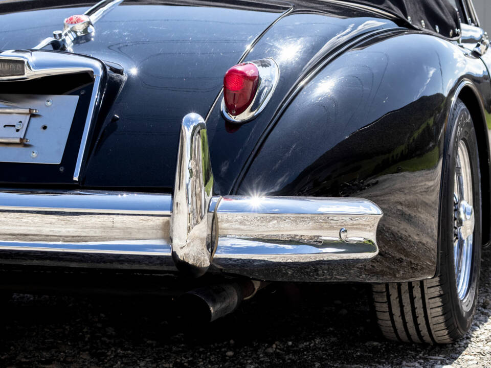 Image 6/12 of Jaguar XK 150 3.4 S DHC (1958)