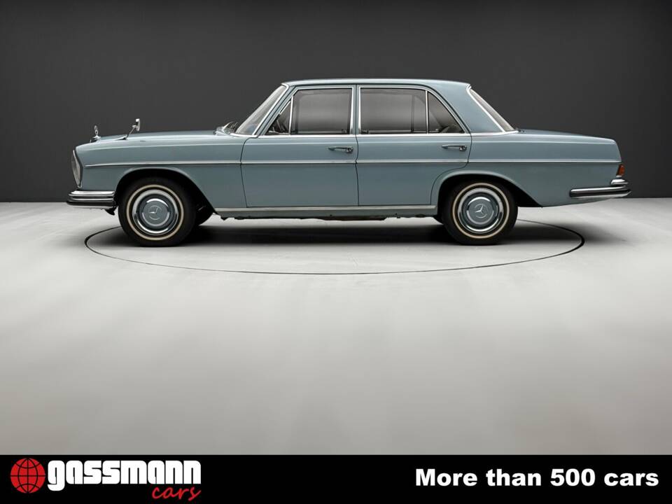 Image 5/15 of Mercedes-Benz 250 S (1966)