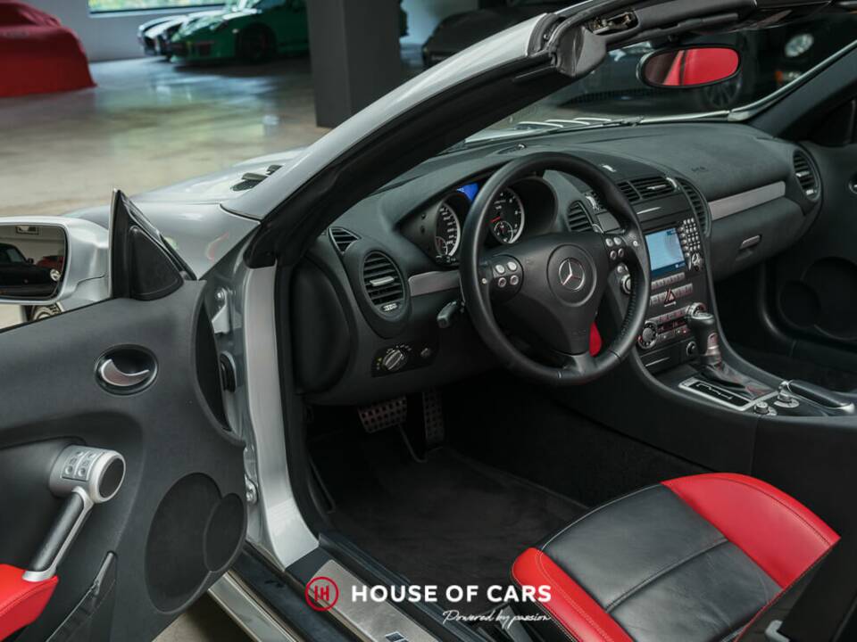 Bild 17/24 von Mercedes-Benz SLK 55 AMG (2005)