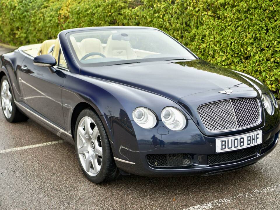 Image 20/50 de Bentley Continental GTC (2008)