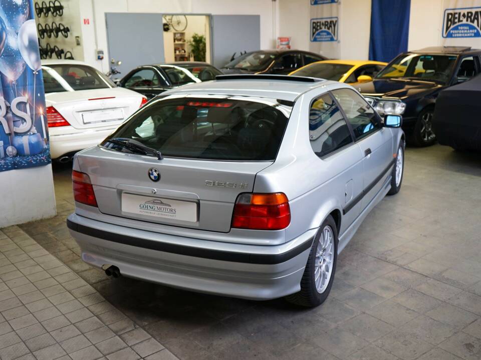 Image 14/31 of BMW 323ti Compact (1998)