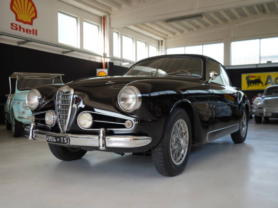 Image 16/74 de Alfa Romeo 1900 C Super Sprint Berlina (1954)