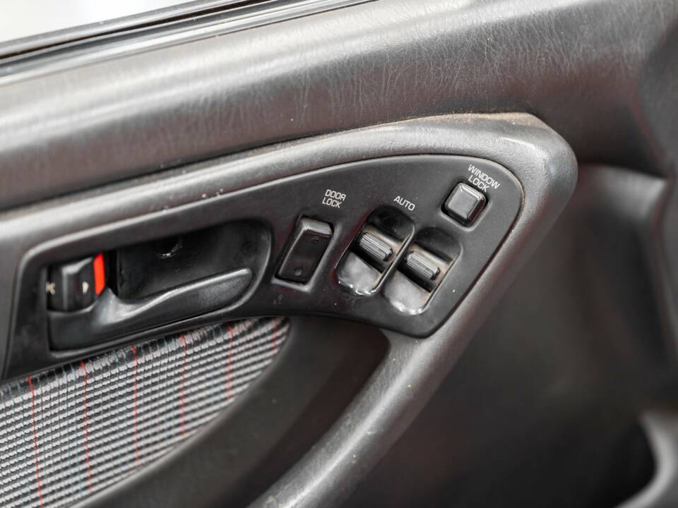 Immagine 31/47 di Toyota Celica 2.0 GTi (1991)