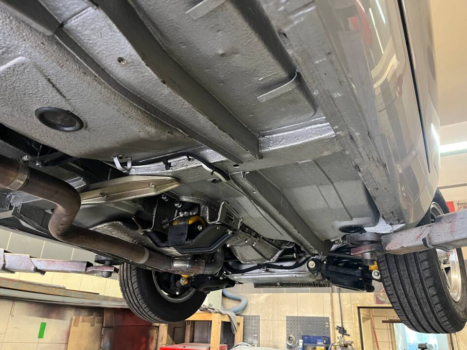 Immagine 73/88 di Alfa Romeo 1750 Spider Veloce (1971)