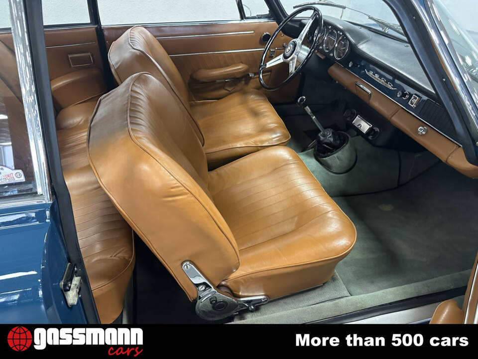 Image 12/15 of Alfa Romeo 2600 Sprint (1965)