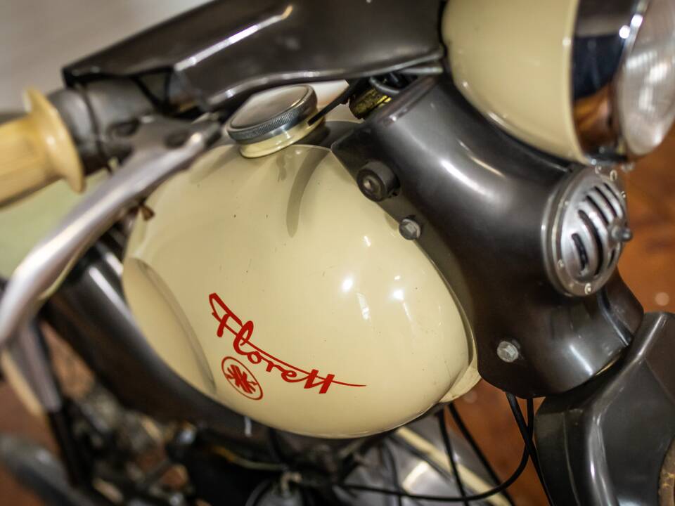 Image 4/13 de Kreidler Florett (1900)