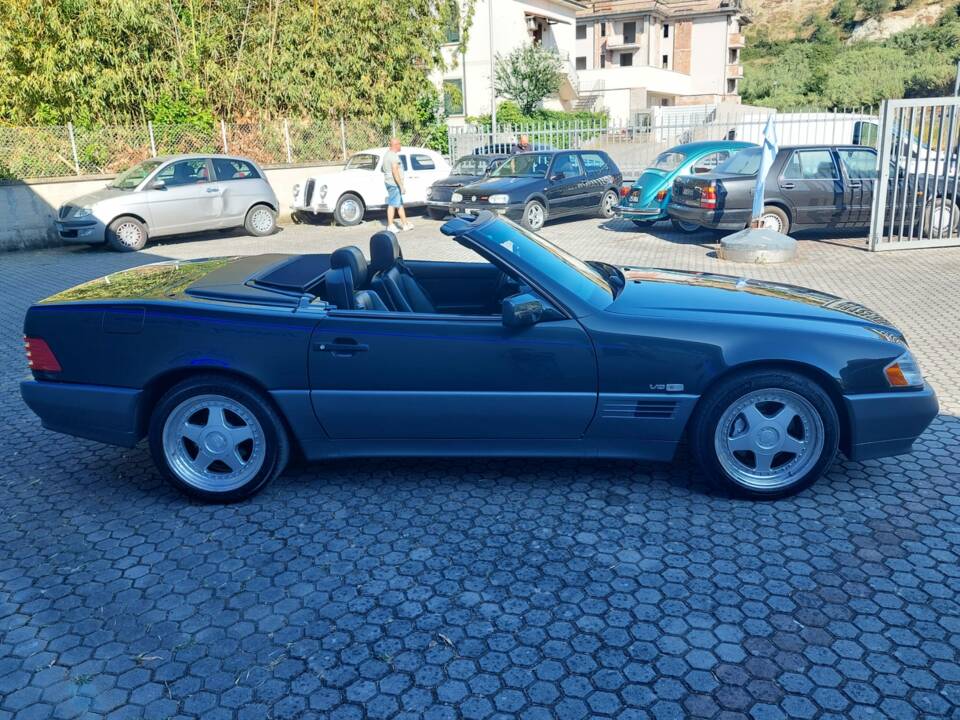 Image 3/22 of Mercedes-Benz 500 SL (1991)