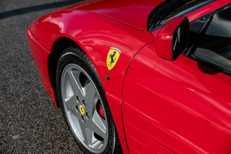 Image 16/36 of Ferrari 348 TS (2000)