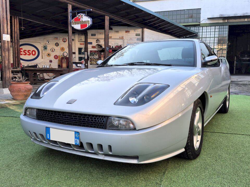 Immagine 6/43 di FIAT Coupé 2.0 20V (1999)