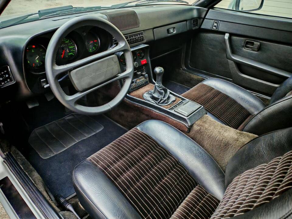 Bild 2/8 von Porsche 924 Turbo (1980)