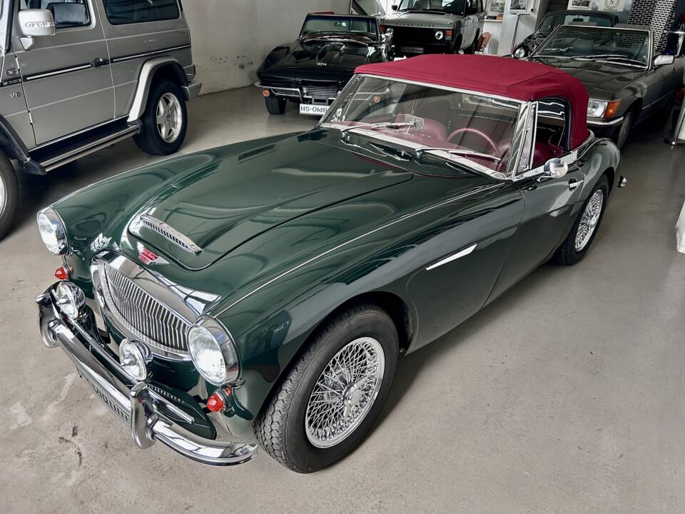 Immagine 4/31 di Austin-Healey 3000 Mk II (BJ7) (1962)