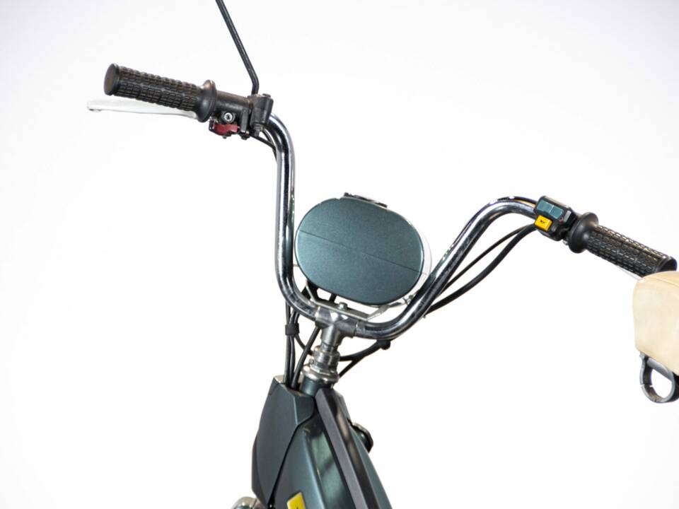 Image 19/42 of Piaggio Ciao (1992)