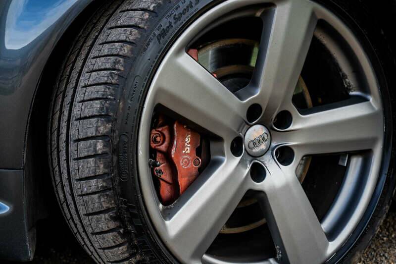 Image 36/50 of Audi RS6 Avant (2003)