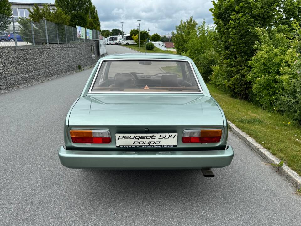 Bild 11/35 von Peugeot 504 Coupé (1983)