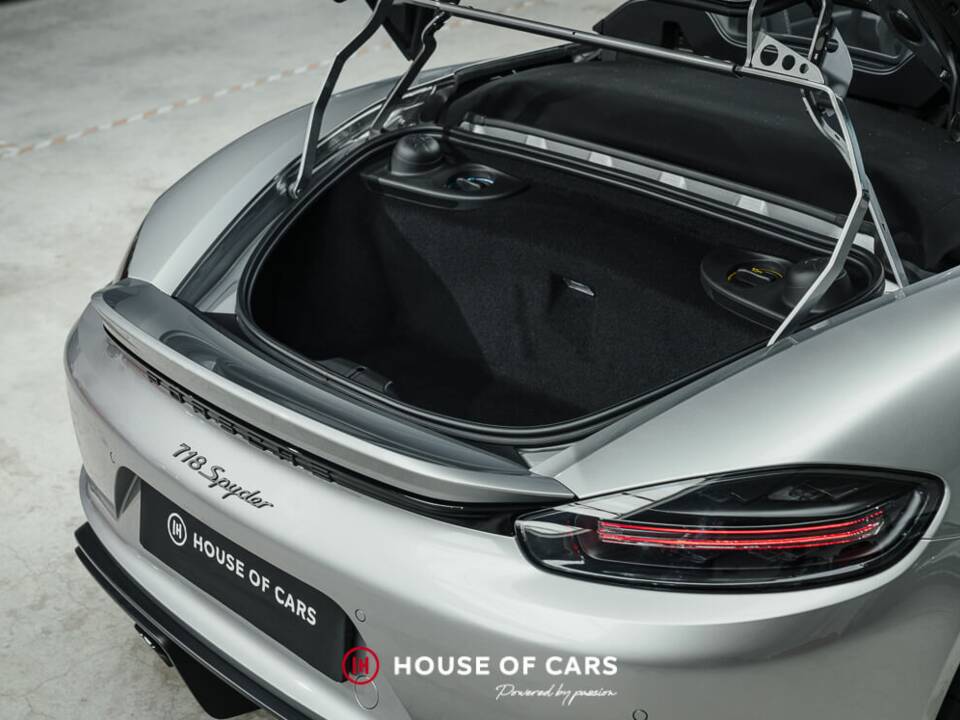 Bild 13/25 von Porsche 718 Boxster Spyder (2022)