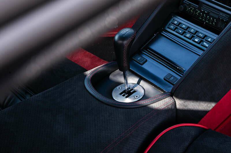 Image 46/48 of Lamborghini Diablo (1991)