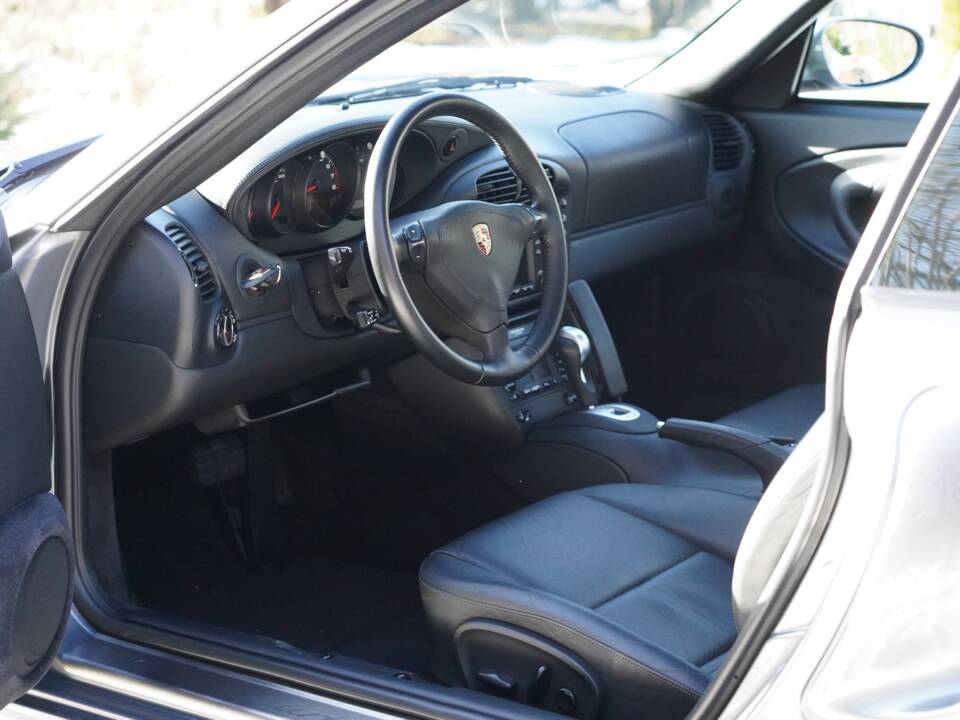 Immagine 5/18 di Porsche 911 Turbo (2001)