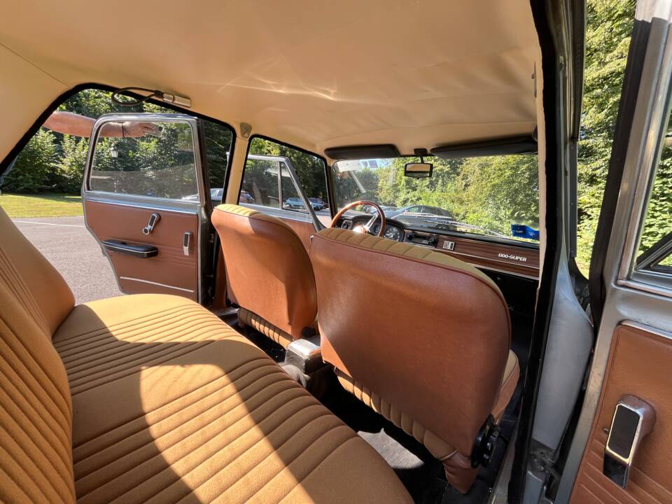 Bild 6/21 von Alfa Romeo Giulia Super 1.3 (1972)