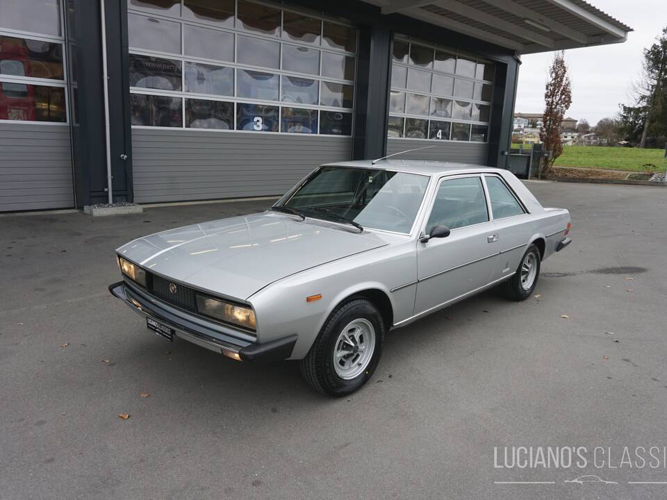 Image 1/66 of FIAT 130 Coupé (1972)