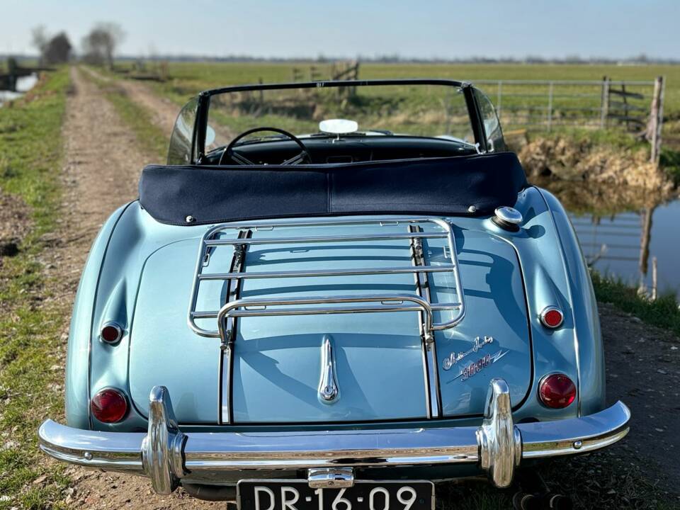 Image 18/28 de Austin-Healey 3000 Mk III (BJ8) (1965)