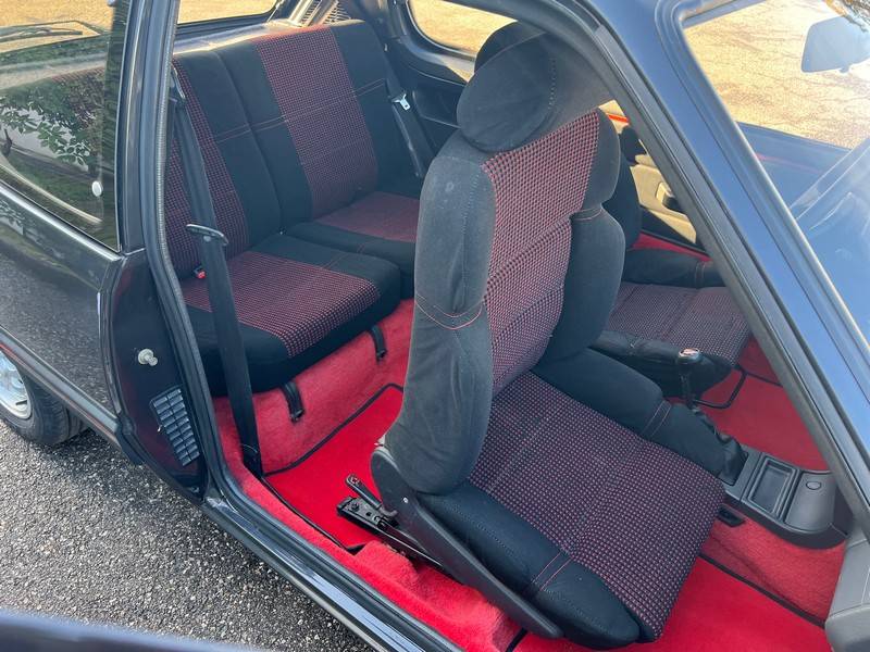 Image 18/25 of Peugeot 205 GTi 1.6 (1986)