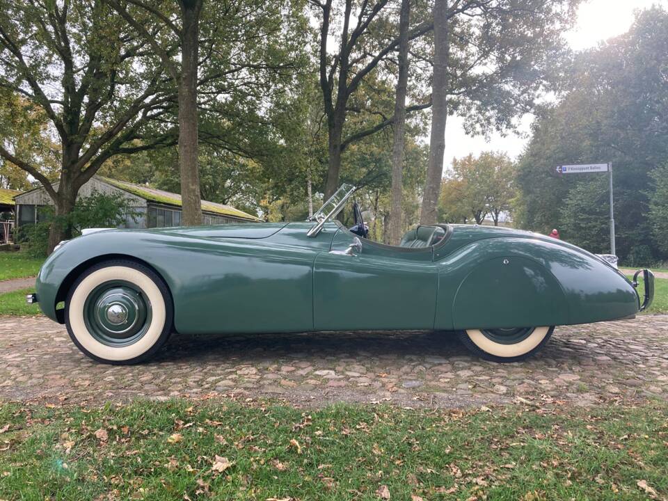 Immagine 5/30 di Jaguar XK 120 OTS (1950)