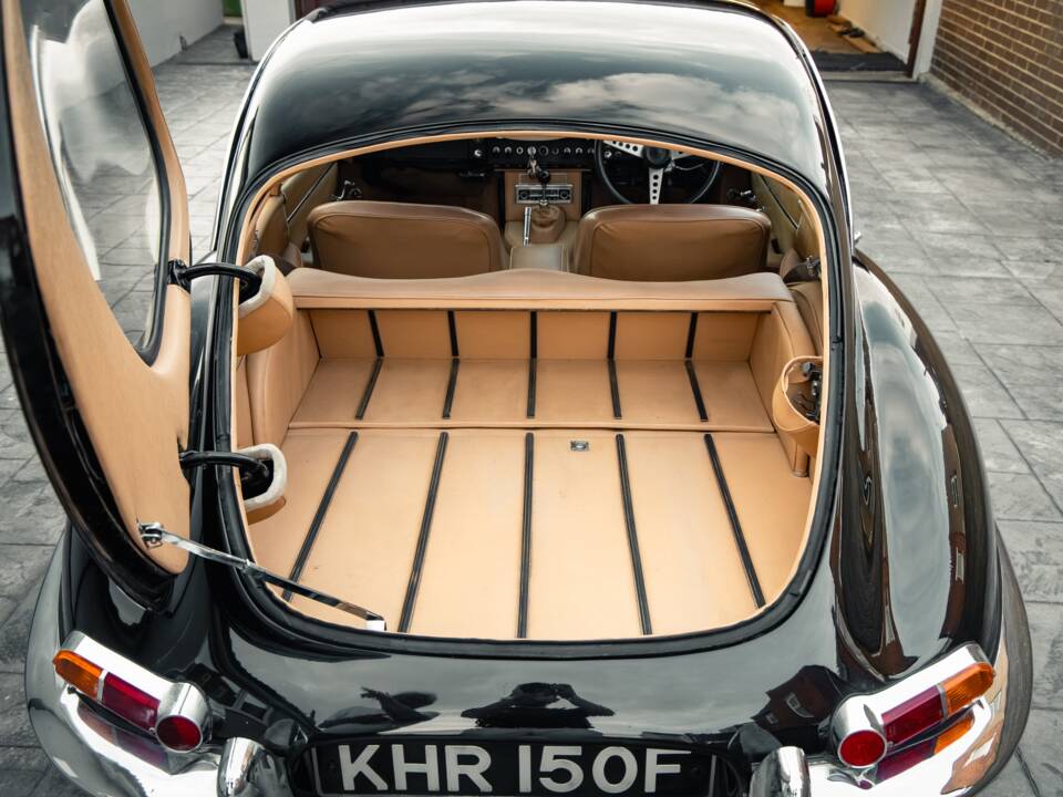 Imagen 40/42 de Jaguar E-Type (2+2) (1967)