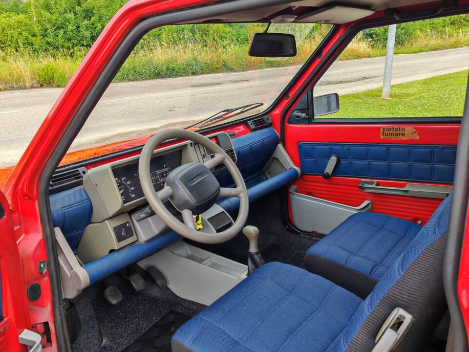Immagine 23/30 di FIAT Panda "Young" (2002)
