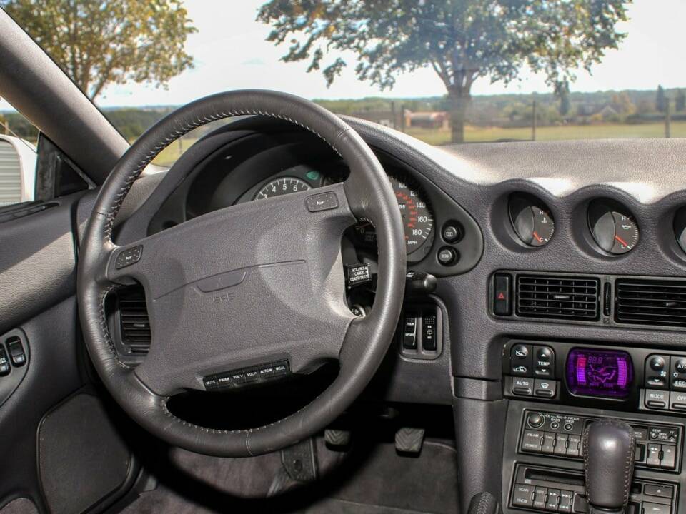 Bild 9/80 von Mitsubishi 3000 GT (1992)