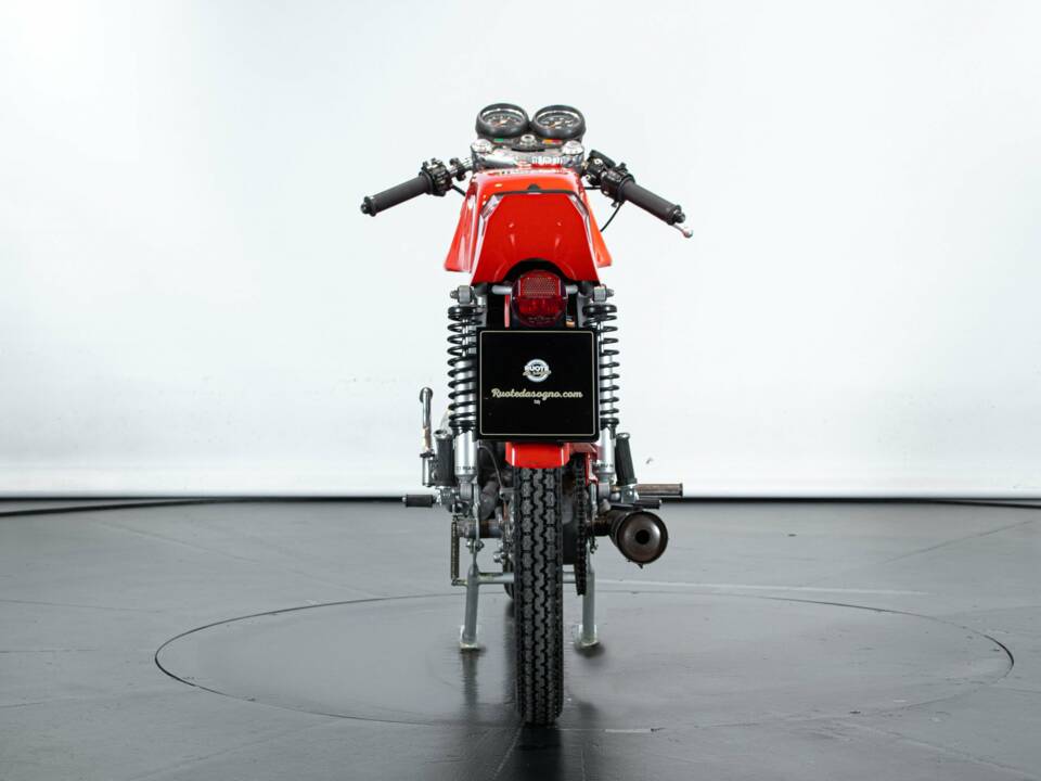 Image 3/50 of MV Agusta DUMMY (1980)