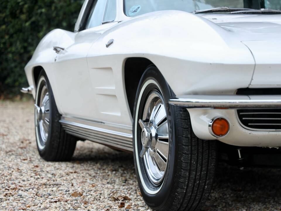 Imagen 45/50 de Chevrolet Corvette Sting Ray Convertible (1964)