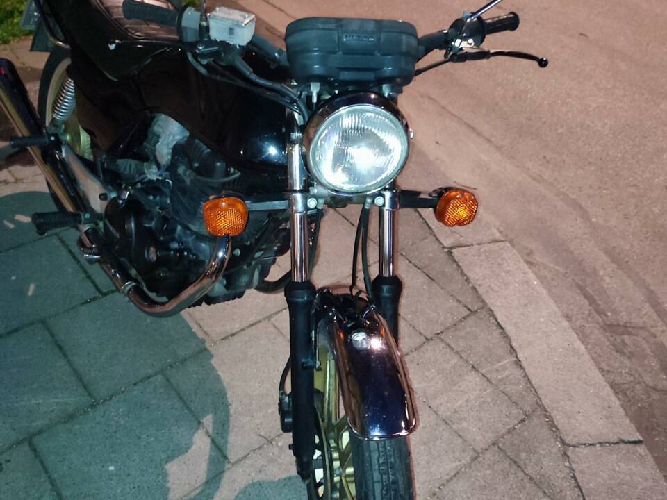 Afbeelding 16/52 van Honda CB 400 N (1982)