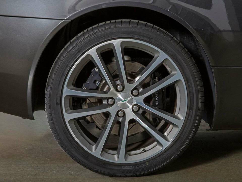 Afbeelding 15/20 van Aston Martin DB 9 (2011)