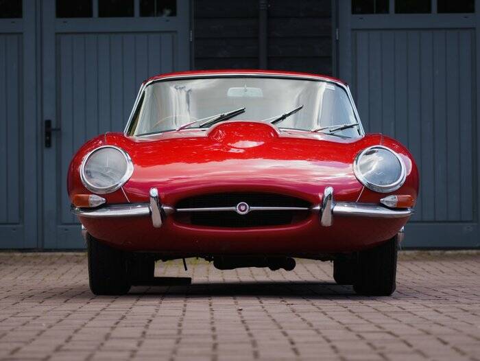 Image 5/7 de Jaguar Type E 3.8 (1964)