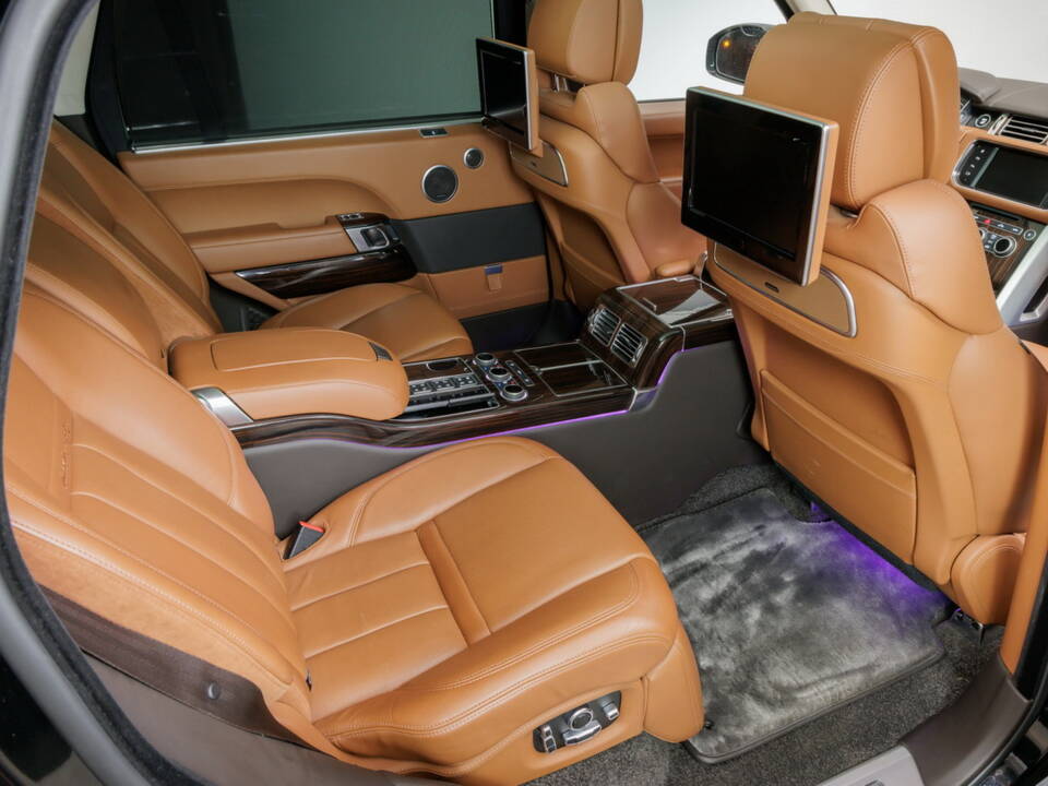 Bild 21/34 von Land Rover Range Rover Autobiography SDV8 (2015)