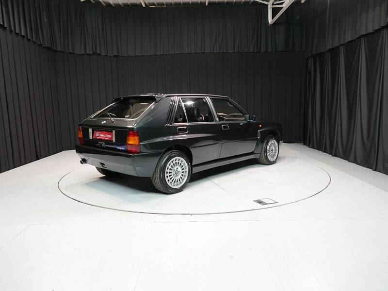 Afbeelding 2/15 van Lancia Delta HF Integrale Evoluzione I (1992)