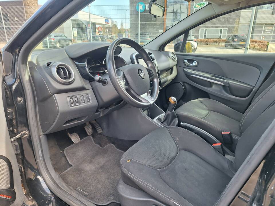 Bild 3/15 von Renault Clio Grandtour 1.5 dCi 90 (2015)