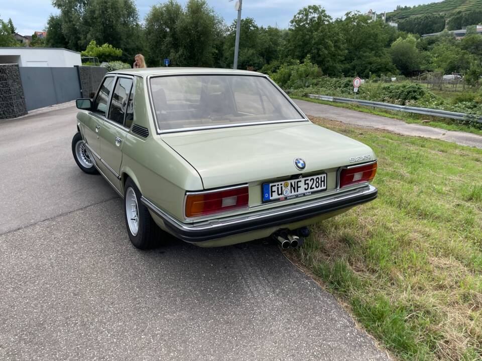 Image 35/100 de BMW 528i (1980)