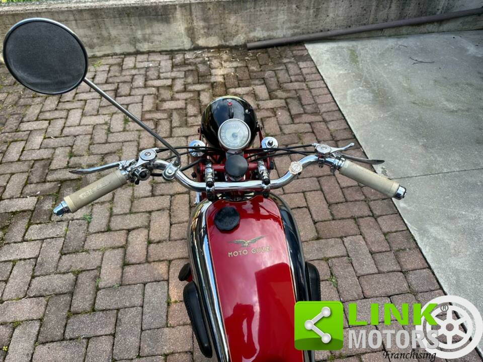 Immagine 9/10 di Moto Guzzi DUMMY (1952)