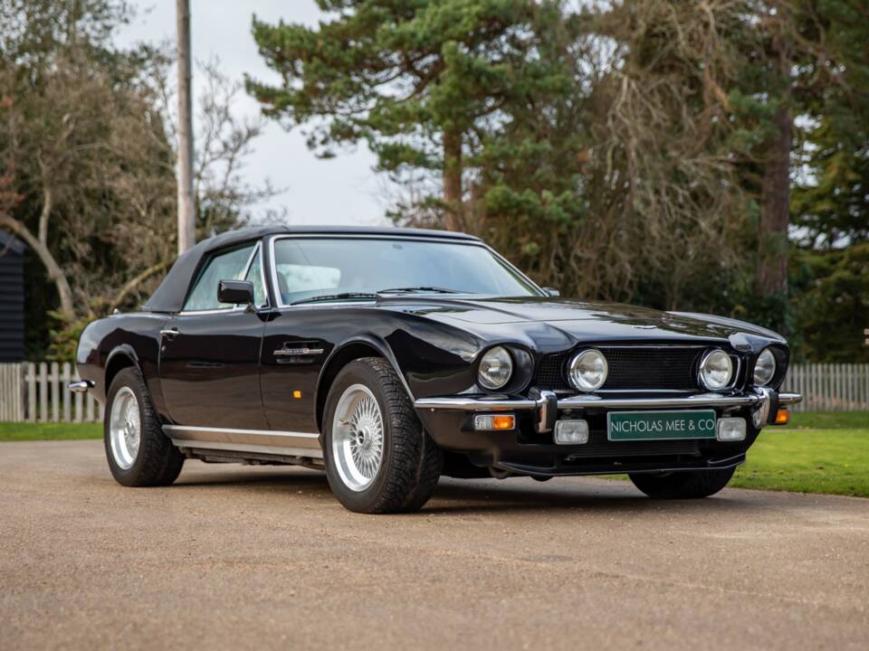 Bild 11/59 von Aston Martin V8 EFi Volante (1988)