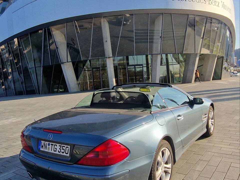 Image 14/26 de Mercedes-Benz SL 350 (2004)