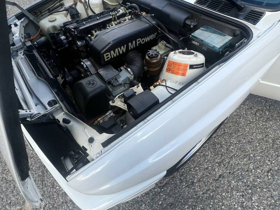 Bild 36/88 von BMW M3 (1988)