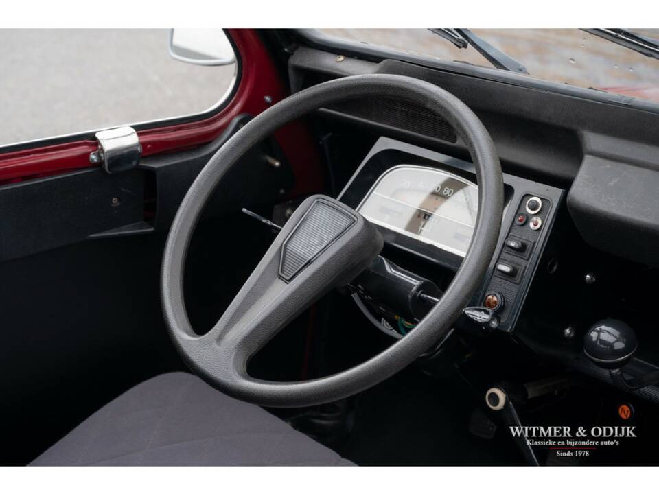 Image 11/28 of Citroën 2 CV 6 Charleston (1984)